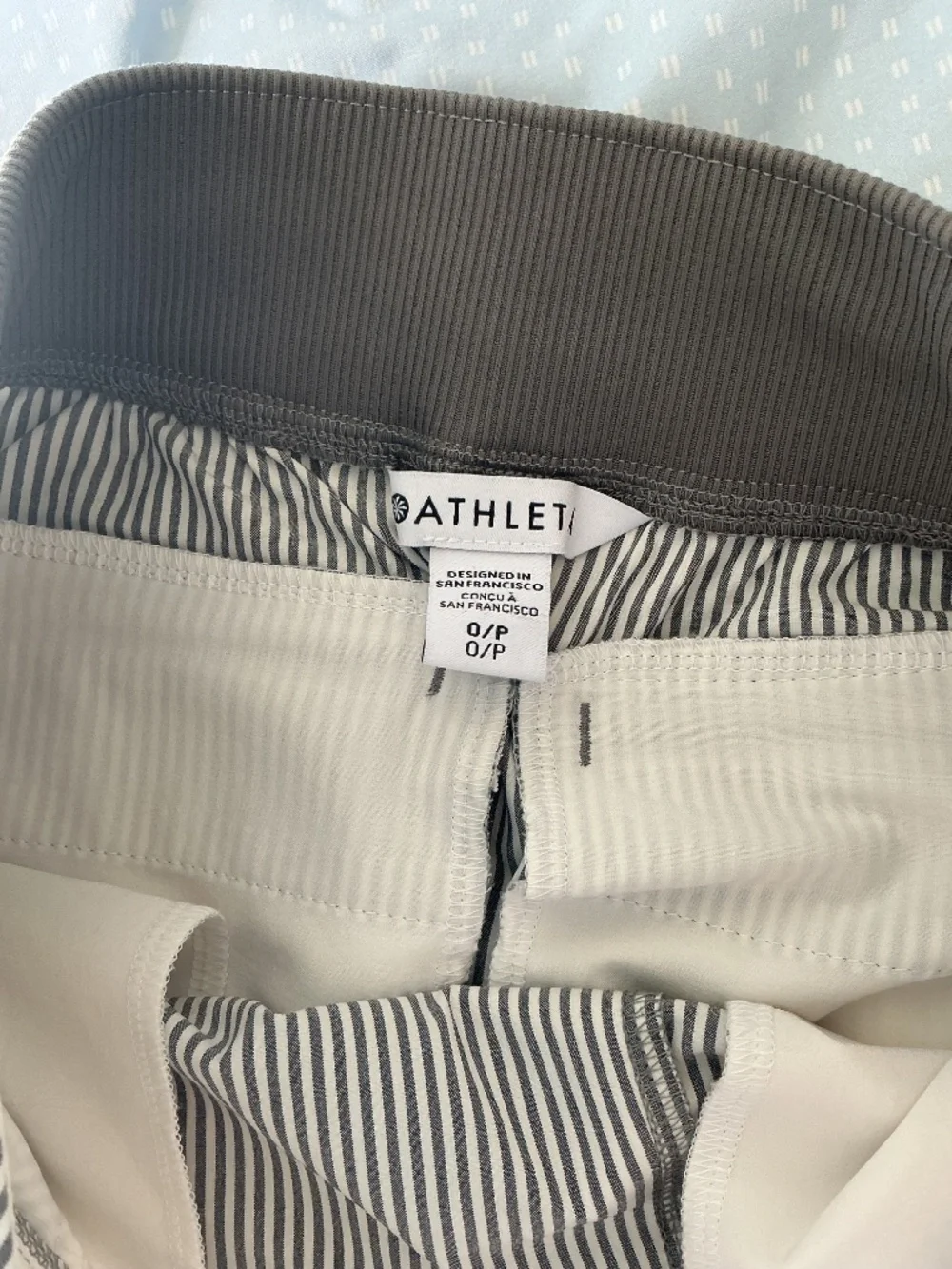 Athleta Brooklyn Textured Ankle Pant City Stripe Size 0P - Picture 4 of 4